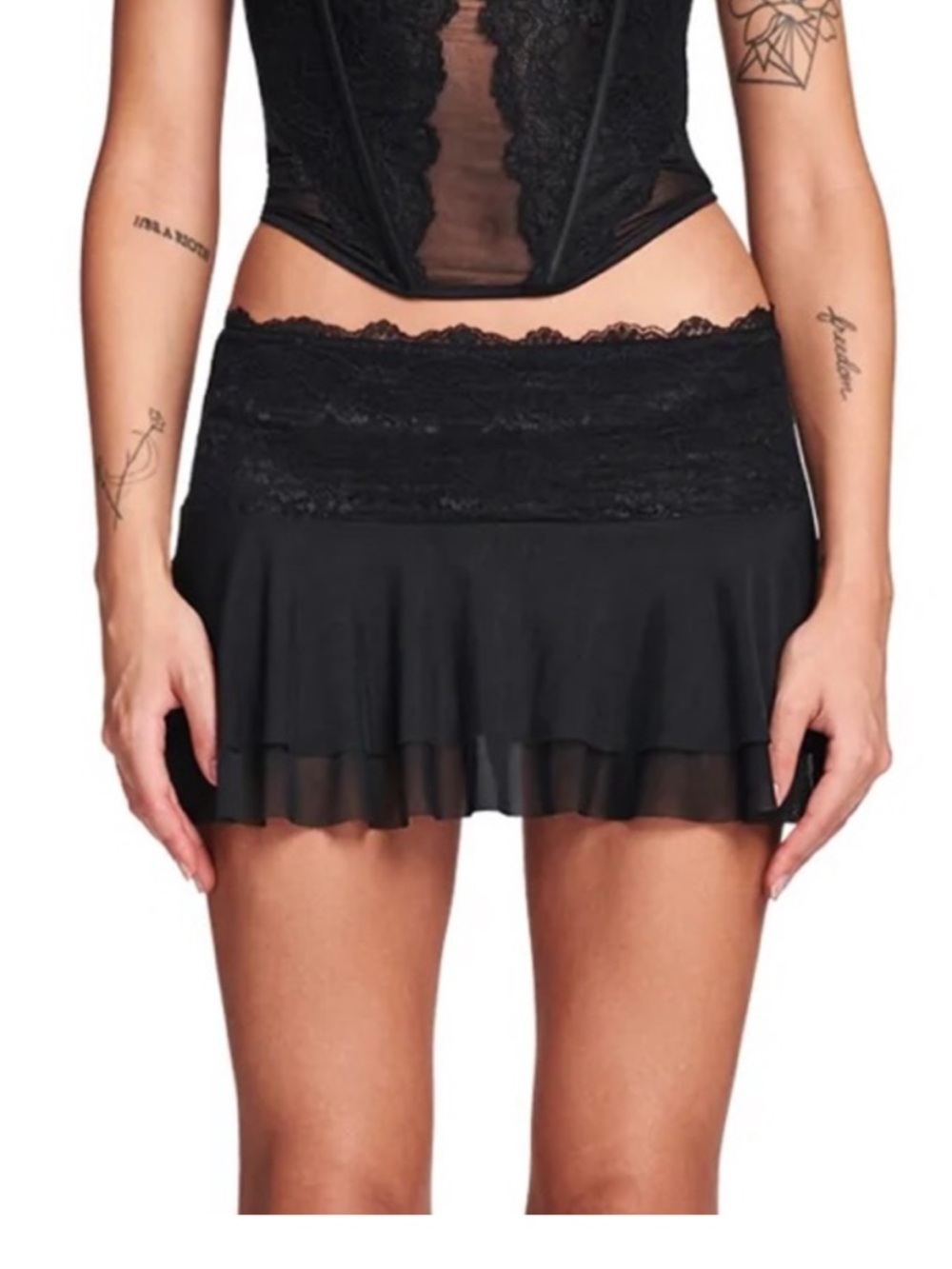 I.am.gia Demie mini lace skirt black
